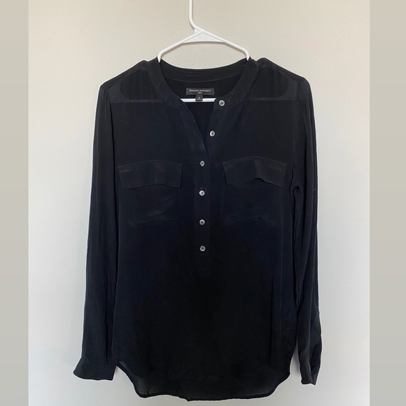 Banana Republic Silk Sheer Button down Blouse - Picture 2 of 5
